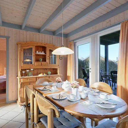 Lovely In Rechlinmueritz With Wifi