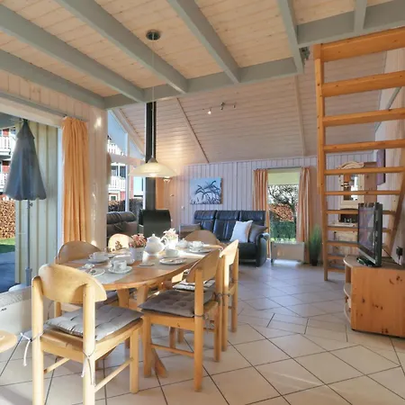 Hébergement de vacances Lovely In Rechlinmueritz With Wifi *