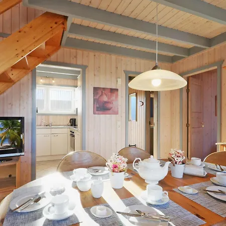 Lovely In Rechlinmueritz With Wifi *