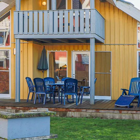 Lovely In Rechlinmueritz With Wifi Hébergement de vacances