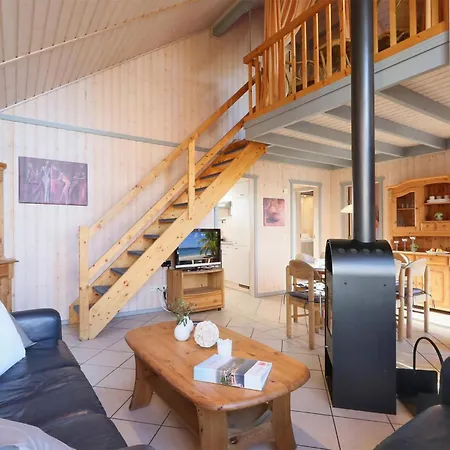 Hébergement de vacances Lovely In Rechlinmueritz With Wifi