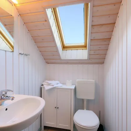 Hébergement de vacances Lovely In Rechlinmueritz With Wifi *